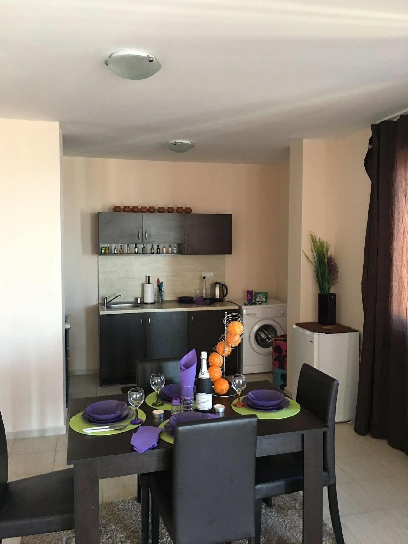 Arizona Del Mar Appartement Pomorie Buitenkant foto