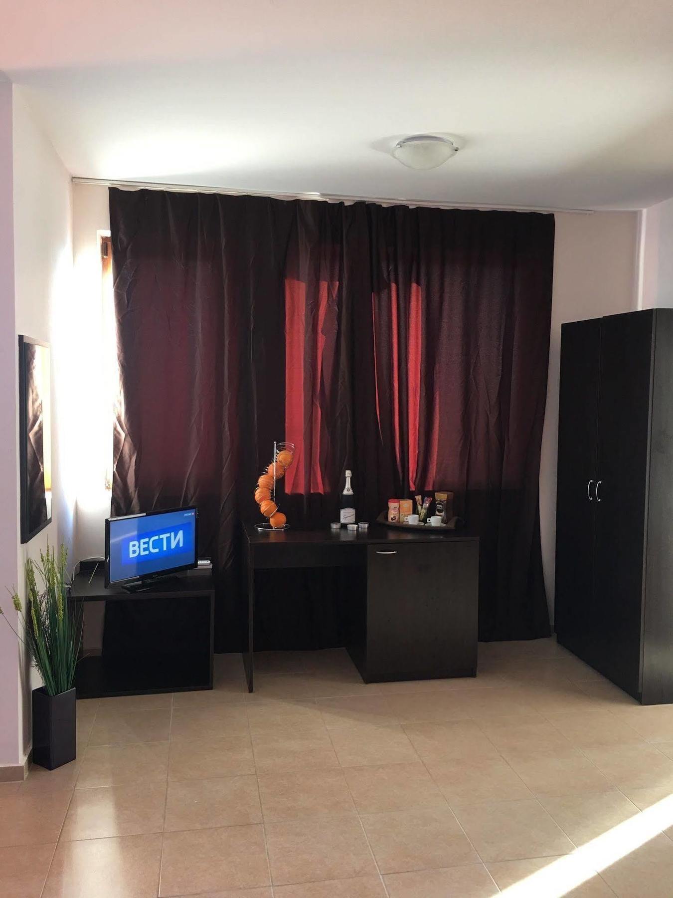 Arizona Del Mar Appartement Pomorie Buitenkant foto